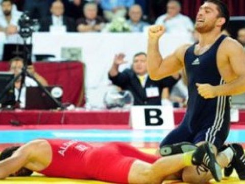 Daha bir güləşçimiz Olimpiya çempionu oldu - 2-ci qızıl