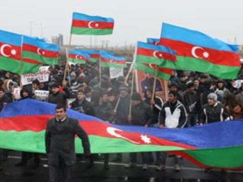 Rəsul Quliyev, Lalə Şövkət və Etibar Məmmədov mitinq qərarı verdi