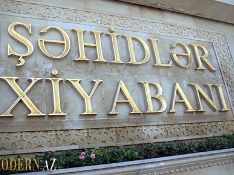 Şəhid ailələrindən Şəhidlər xiyabanındakı vəziyyətə etiraz