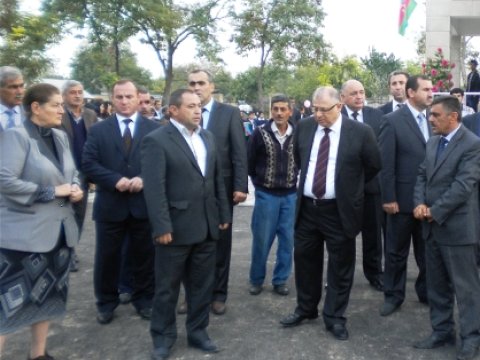 Nizami Ələkbərov İsmayıllı camaatı ilə görüşüb