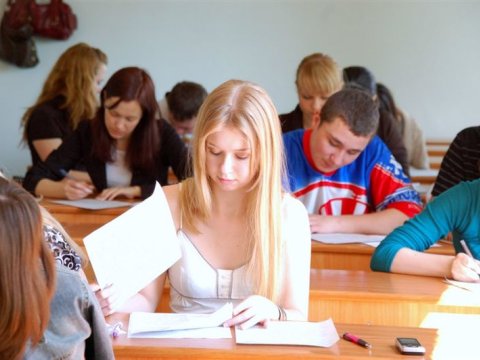 Azərbaycanda ali məktəblər ƏDV-dən azad olunub - Tələbələrə şad xəbər  