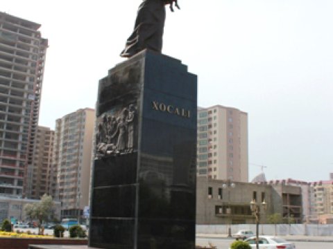 Xocalı soyqırımı abidəsi rəsmi ziyarət protokoluna salınmalıdır - Təklif 