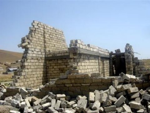 İcazə verərsiz evimi tikim?