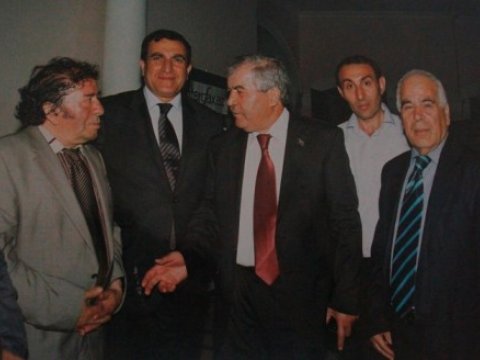 Şair Musa Yaqubla FOTOSÖHBƏT