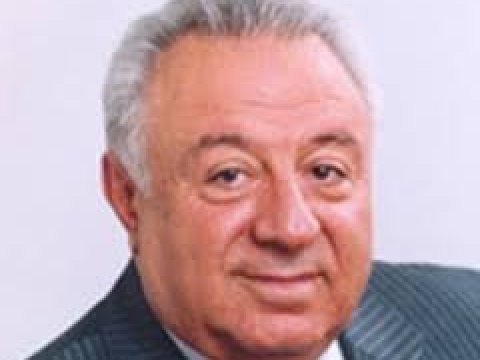 Azərbaycanlı deputatın Heydər Əliyevlə bağlı kitabı Çində təqim olundu