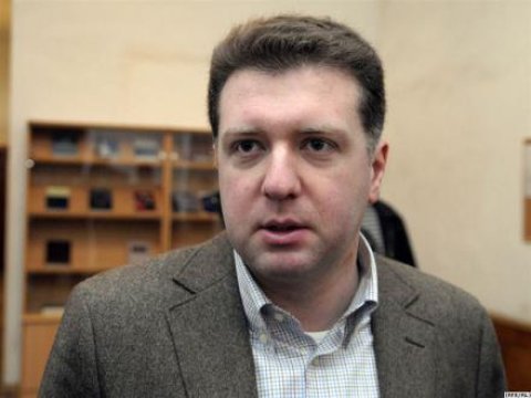 Baş prokuror quldurluğa görə tutulub