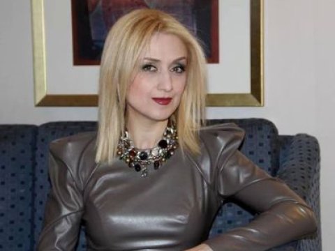 Modelyer Gülnarə Xəlilova: "2014-də mavi və yaşıl çalarlar dəbdə olacaq"