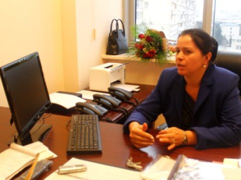 Deputat Sevinc Hüseynova: “Ailəni ikinci plana atıb karyera arxasınca qaçmaq doğru deyil” - MÜSAHİBƏ