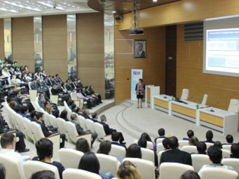 Dövlət Sosial Müdafiə Fondunda “Açıq qapı” günü-vətəndaş forumu keçirilib