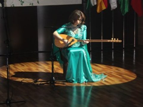 Sözün saldığı “İpək yolu”ndan REPORTAJ