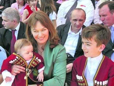 Mixail Saakaşvili Amerikadakı həyatından danışdı: “Prezident işlədiyim vaxtdan indi daha çox qazanıram”