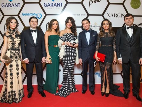 Anar Məmmədov xanımı ilə media qarşısına çıxdı - FOTOLAR