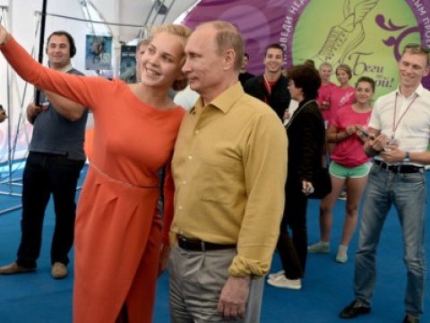 Dünya siyasətçilərin yeni əyləncəsi - dövlət başçılarının “SELFİE”LƏRİ...