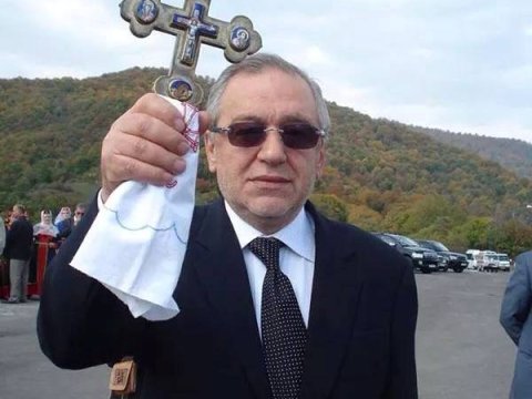 Qarabağ separatçılarının həbs edilən əsas sponsoru - 675 cütlüyü evləndirən Ayrapetyan kimdir?