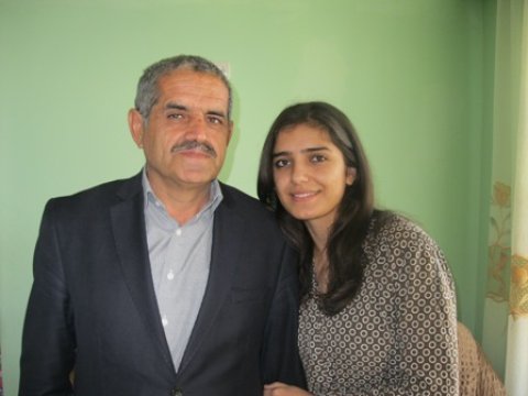 Ən yaşlı tələbənin qızı: “Bütün uğurlarım üçün atama minnətdaram” - MÜSAHİBƏ