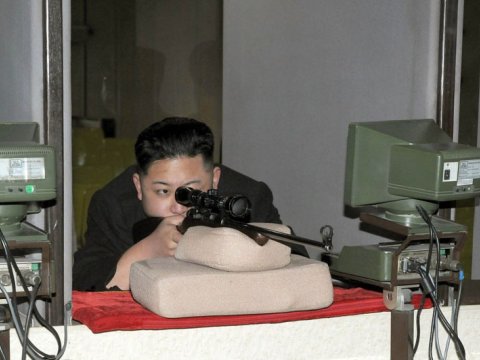 Prezidentlər silahla - FOTOLAR