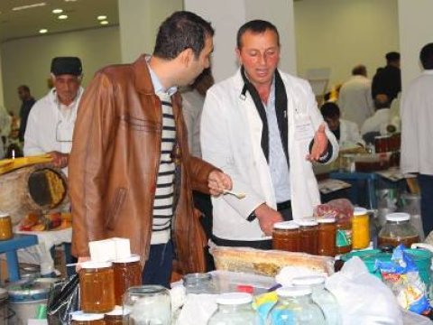 "Arı vuran pətəkdən qorxmaz" - “Bal kimi yarmarka”dan bal kimi  REPORTAJ