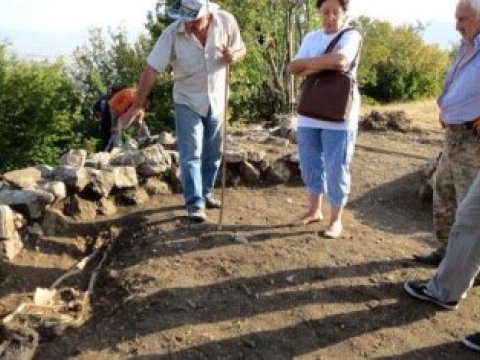 Ermənilər Qarabağda tapılan qədim şəhərdə qazıntılar aparır – FOTOLAR