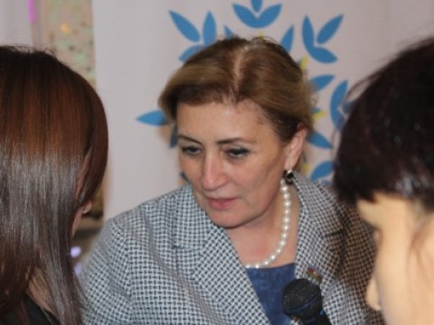 Məlahət İbrahimqızı seçiciləri ilə görüşlərini davam etdirir - FOTOLAR