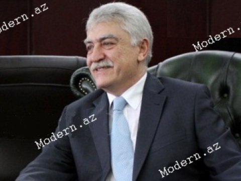 Tamerlan Qarayev Bakıya gəldi