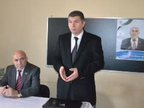 Gənclərdən Tahir Süleymanova dəstək – FOTOLAR