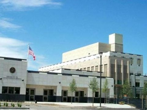  Ermənistanda ABŞ səfirliyinə hücum olub