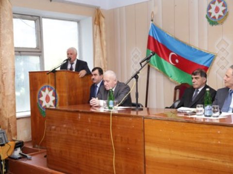 Əflatun Amaşov: “Mən sizə qızıldan dağlar vəd etmirəm” -  FOTOLAR