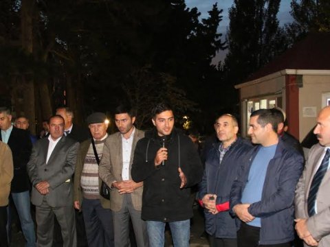 Fuad Muradovun Xətai seçiciləri ilə görüşləri davam edir - FOTOLAR