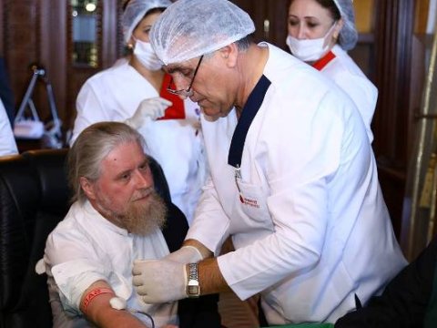 Allahşükür Paşazadə və Mübariz Qurbanlıdan qan aldılar - FOTO