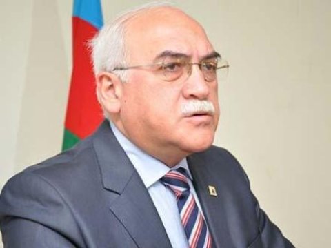 İsa Qəmbər namizədliyini geri götürdü – FOTO 