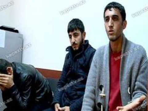   Qardaşlar xala və dayısının evini qarət etdi