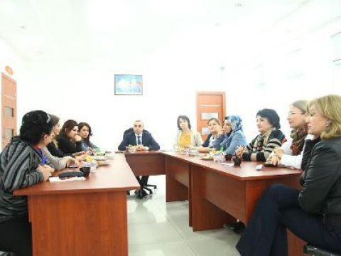 Tanınmış qadın jurnalistlər Azay Quliyevin seçki qərargahında - FOTO