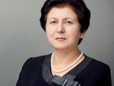 Flora Qasımova: “Dərdimiz birdir, bir olaq, birinci olaq...” - MÜSAHİBƏ