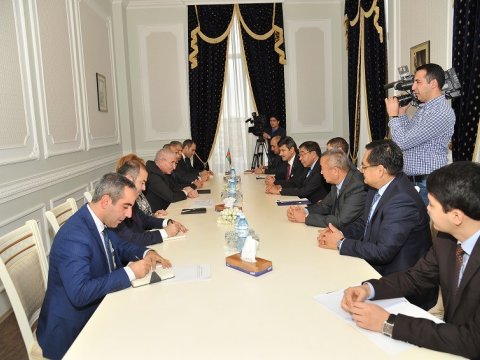 Məzahir Pənahov Türk PA nümayəndələri ilə görüşdü