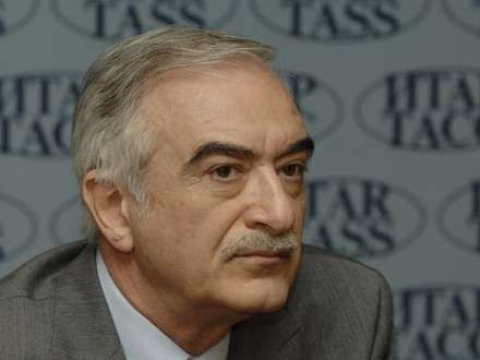 Polad Bülbüloğlu: “Terrorçuluğa İslam donu geyindirmək istəyirlər”