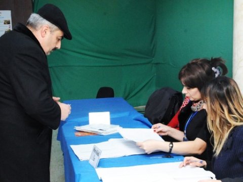 Saat 12.00-a olan seçki məlumatı: Seçici fəallığı 28.2 faiz olub