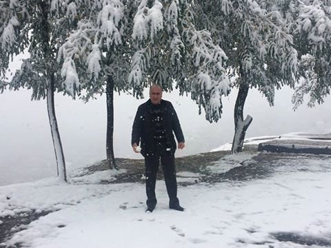 Deputatlığa namizəd qarla şəklini paylaşdı