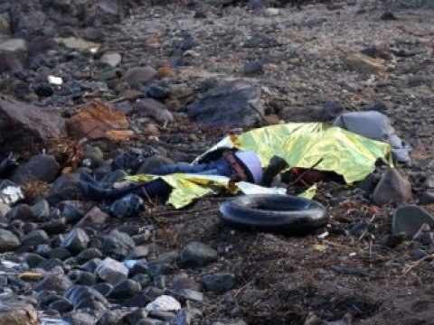 Qaçqın cəsədləri sahilə çıxdı – FOTOLAR 