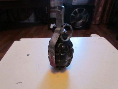 Bakıda zibil qabından qumbara tapıldı