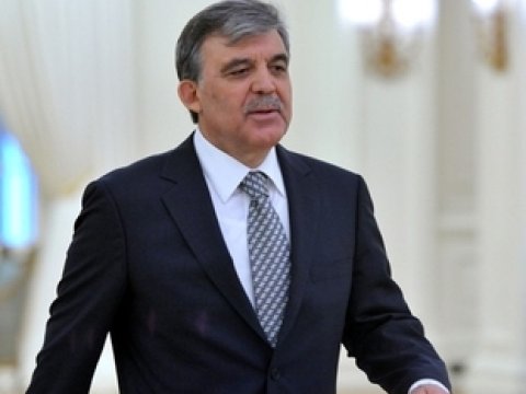 Abdulla Gül AKP-ni təbrik etdi