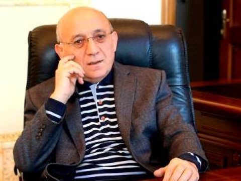 Azərbaycanda falçılıq rəsmən qadağan edilir