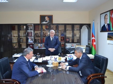 İcra başçısı yerli məmurlara sahibkarlara dəyib-dolaşmamağı tapşırdı