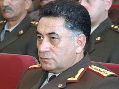 Nazir iki rayonun polis rəisini dəyişdirdi 