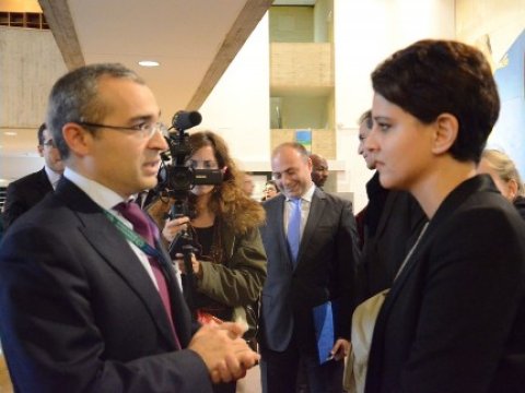 Azərbaycanın təhsil naziri fransalı həmkarı ilə görüşüb