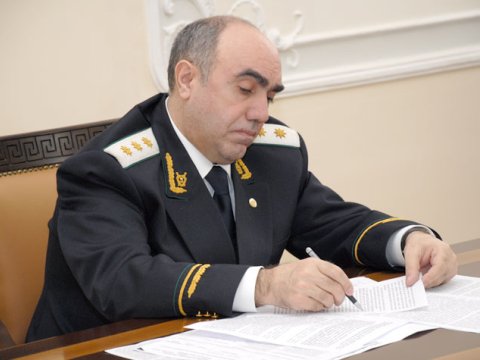 Zakir Qaralov azərbaycanlı qadının döyülməsinə görə rusiyalı həmkarına müraciət etdi