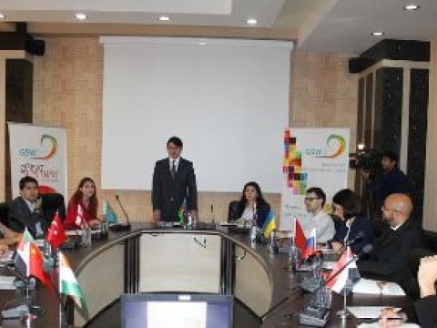 “Böyük İpək Yolu” üzvləri Əli Həsənovla görüşdülər - FOTO