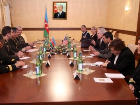 Zakir Həsənov ABŞ Hərbi Dəniz Qüvvələri katibi ilə görüşüb