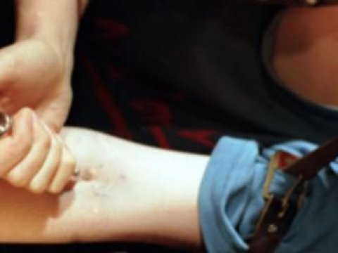  Ölkəmizdə narkotik istifadəçisi olan ibtidai sinif şagirdləri var 