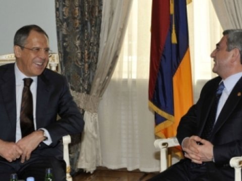 Lavrov Sərkisyanla razılığa gəldi 