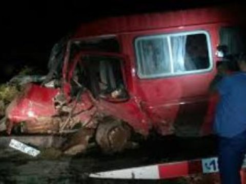  Goranboyda tələbələri daşıyan avtobus qəzaya uğrayıb  - 13 nəfər yaralanıb  